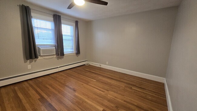 Building Photo - 133 Phenix Ave