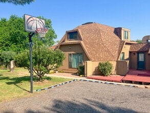 Building Photo - HOUSE - CORNVILLE / PAGE SPRINGS RD