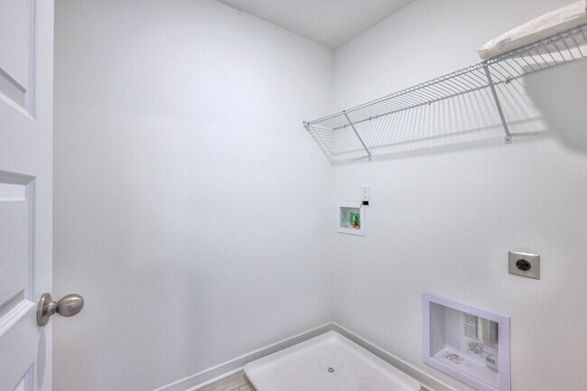 Building Photo - 3510 Howard T Smith Dr