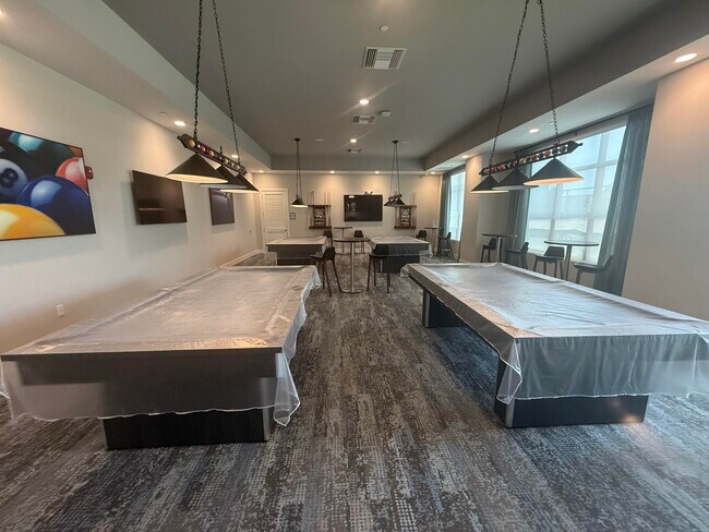 Building Photo - 5943 Areca Palm Ct