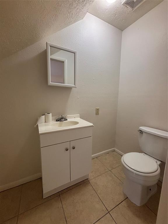 Building Photo - 218 S Pruett St