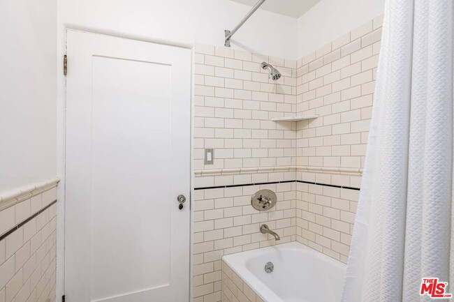 Building Photo - 1539 Ensley Ave