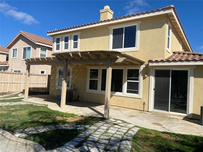 Building Photo - 34093 Lady Fern Ct