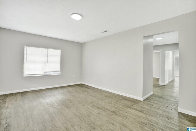 Building Photo - 5201 Mulga Ave