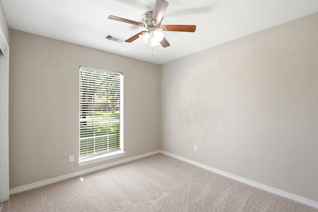 Building Photo - 25302 Friar Lake Ln