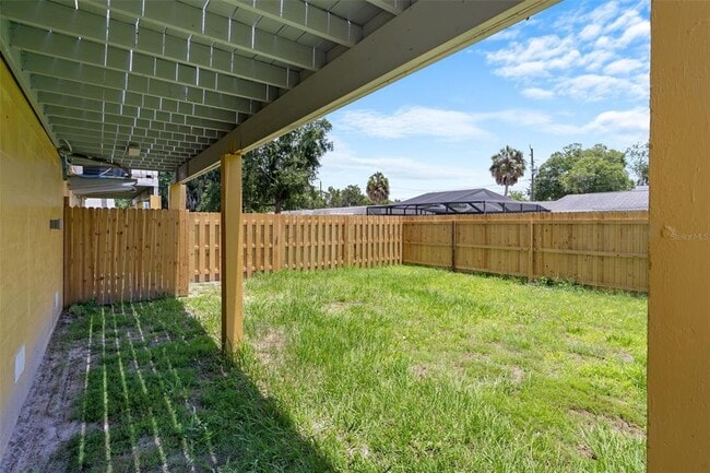 Building Photo - 8128 Papaya St