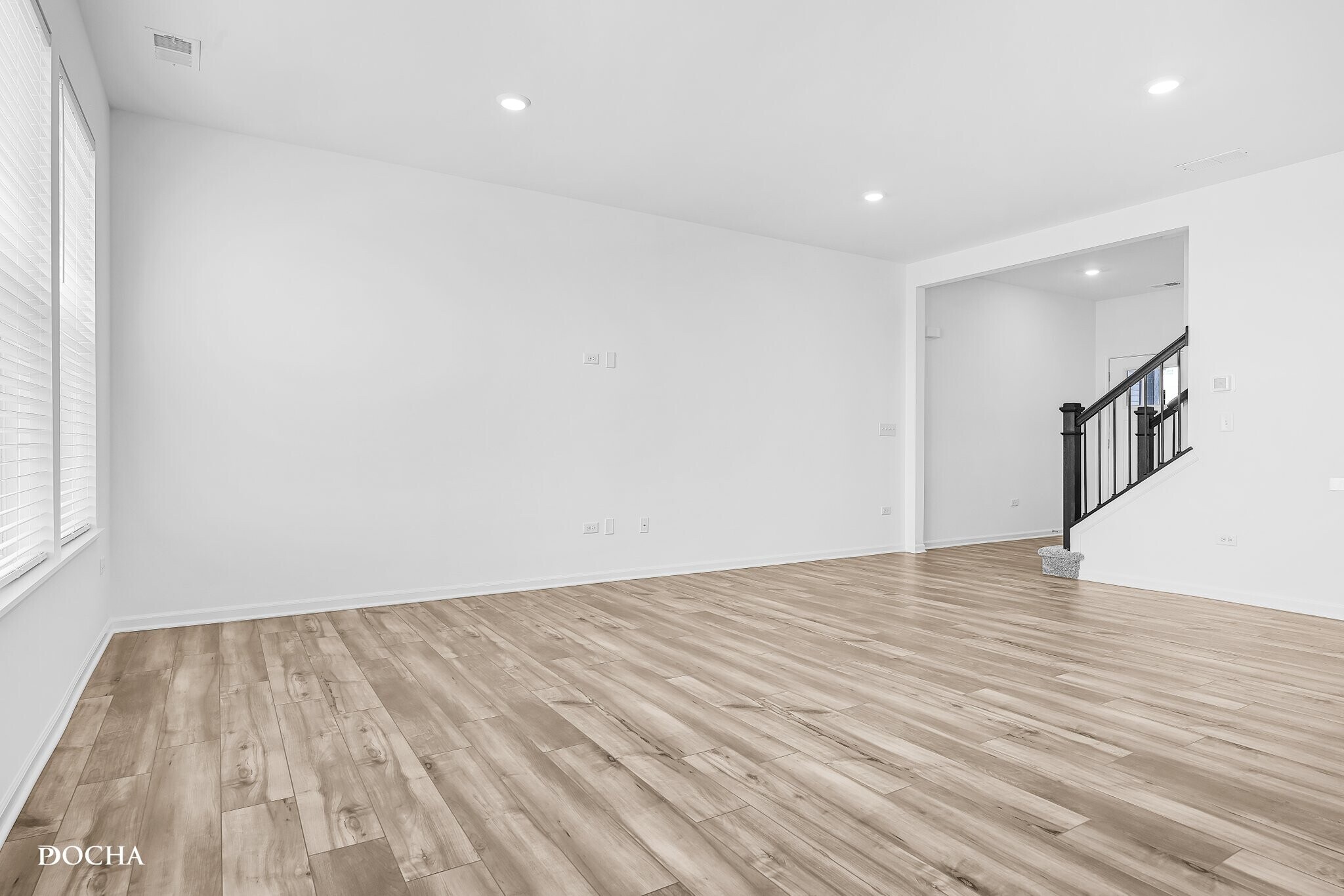 Building Photo - 25639 W Yorkshire Dr