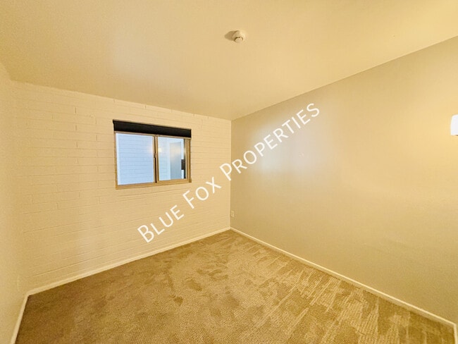 Building Photo - 4355 E Glenn St