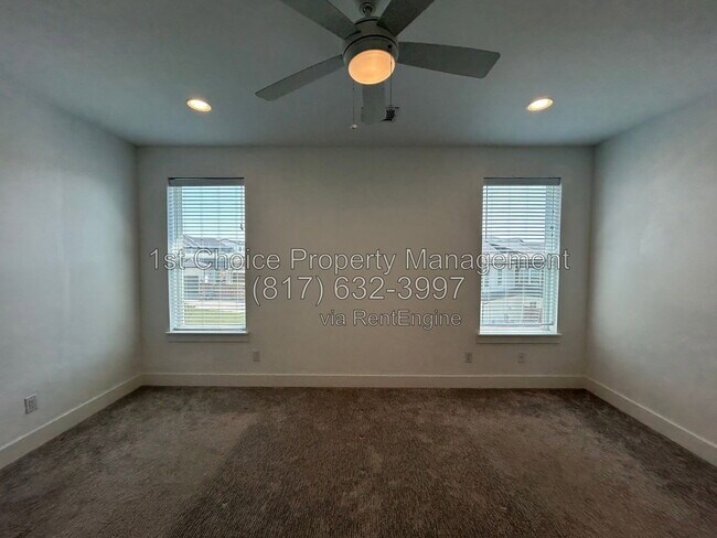 Building Photo - 2117 River E Ln.