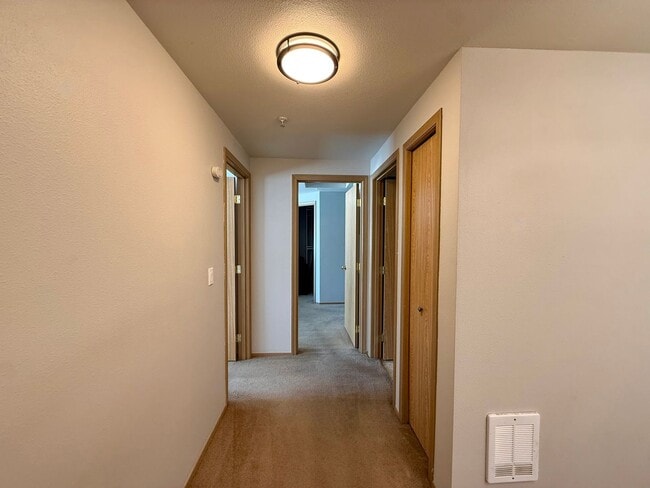 Building Photo - Burien Condo