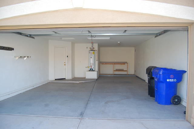 Primary Photo - Near Basha High, 3 car tandem garage!