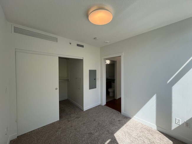 Building Photo - Benson Tower Condo in the Heart of Downtow...