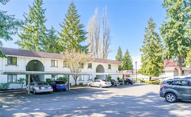 Building Photo - Beautiful 2 bedroom Condo in Kirkland!!