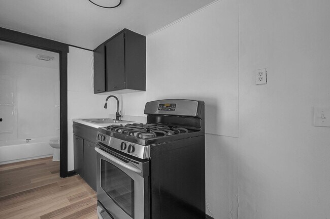 Building Photo - 51 E North St