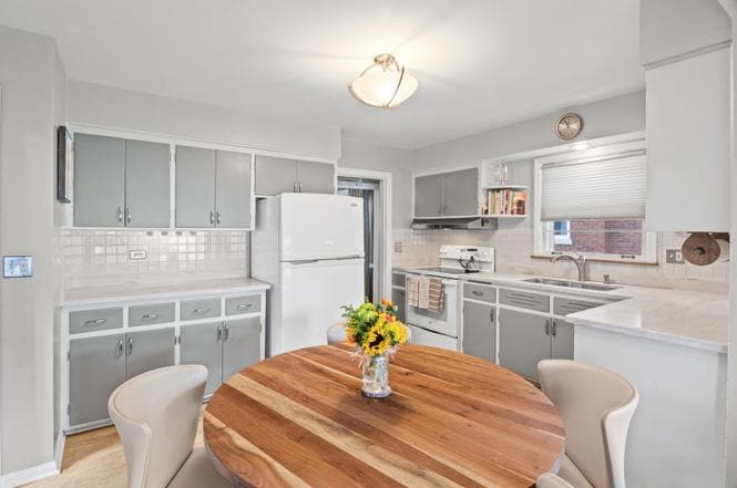 Building Photo - 2666 Porter Pl