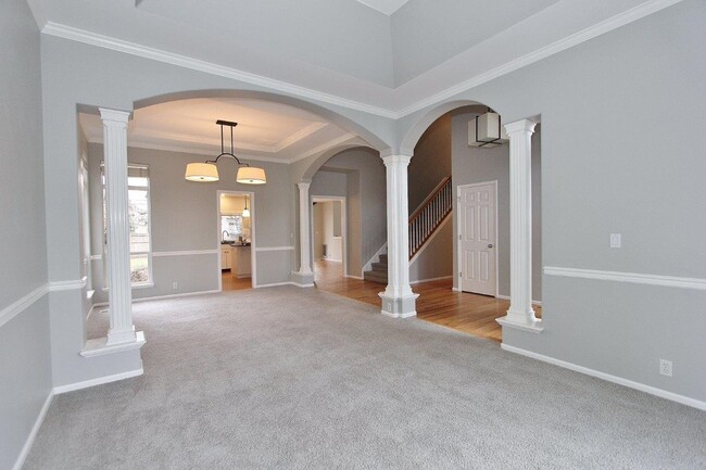 Building Photo - Elegant Home in Hobble Creek!