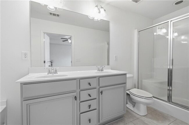 Building Photo - 2384 Belmont Pl