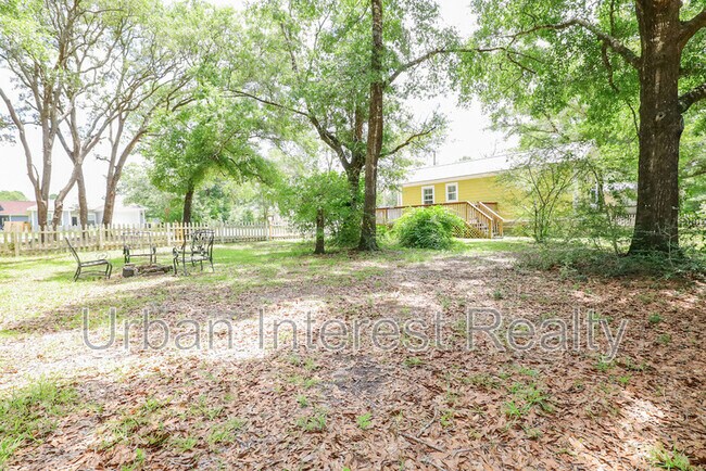 Building Photo - 161 Caswell Branch Rd