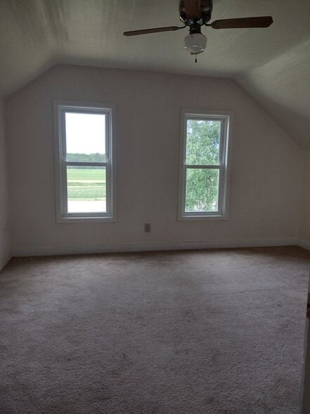 Building Photo - 8477 Crane Creek Rd