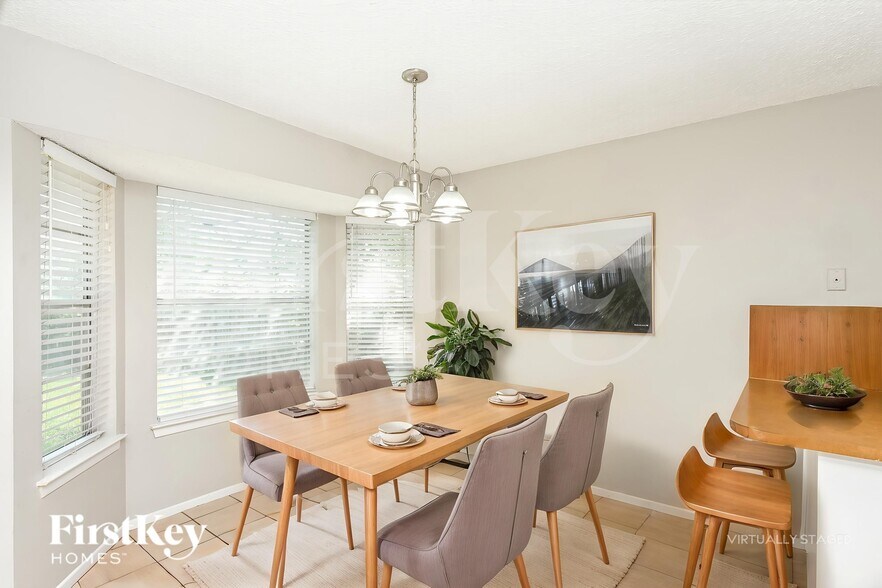 Building Photo - 7508 Evergreen Dr