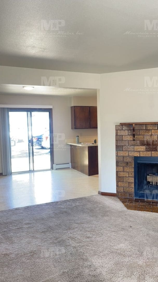 Building Photo - 1624 Azalea Dr