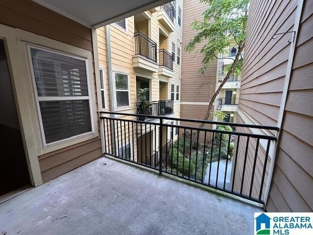 Building Photo - 401 20th St S