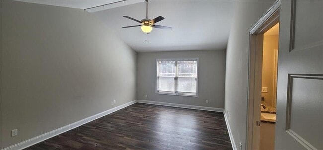 Building Photo - 123 Ridge Crest Ct