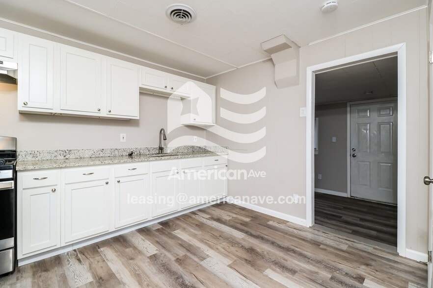 Building Photo - 1908 Joy Ave