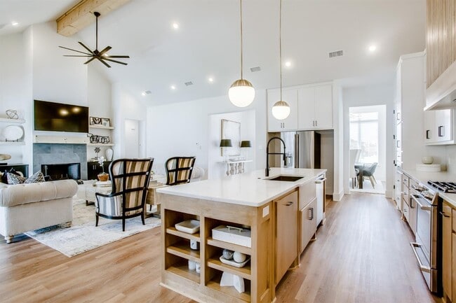 Building Photo - 3812 138th St