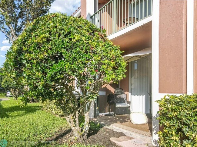 Building Photo - 7880 Sonoma Springs Cir