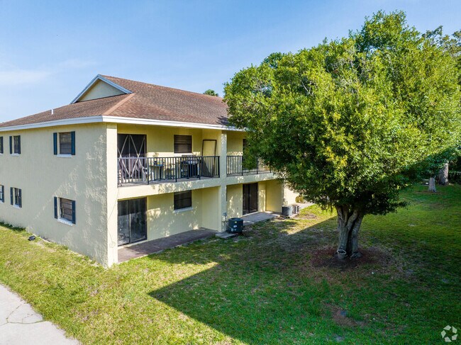 Building Photo - 1803 S Parrott Ave