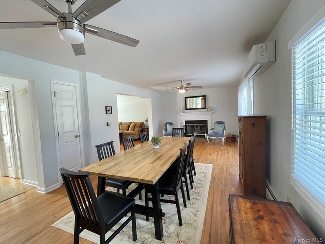 Building Photo - 59 Peconic Ave