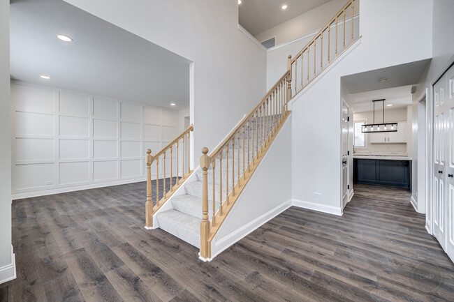 Building Photo - 12948 Parterre Pl