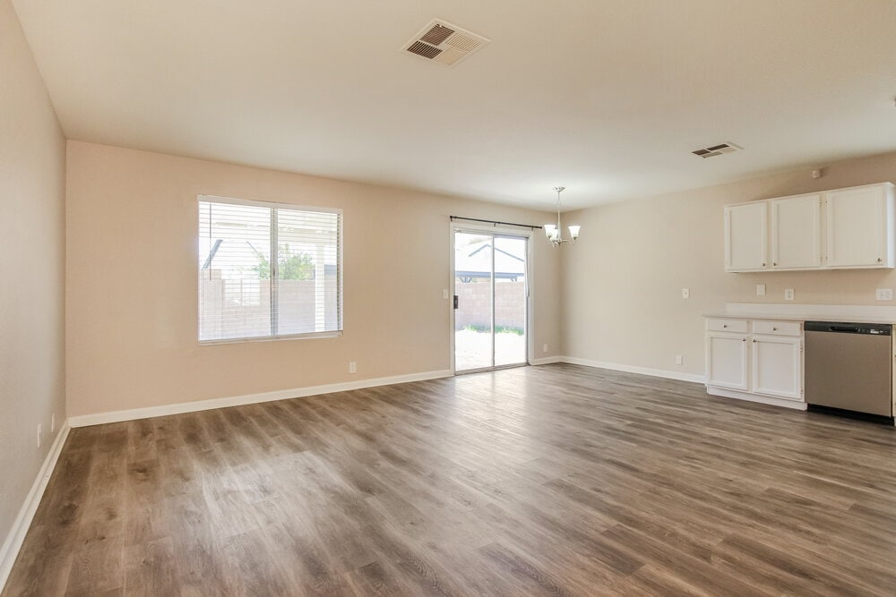 Building Photo - 8771 W Ocotillo Rd