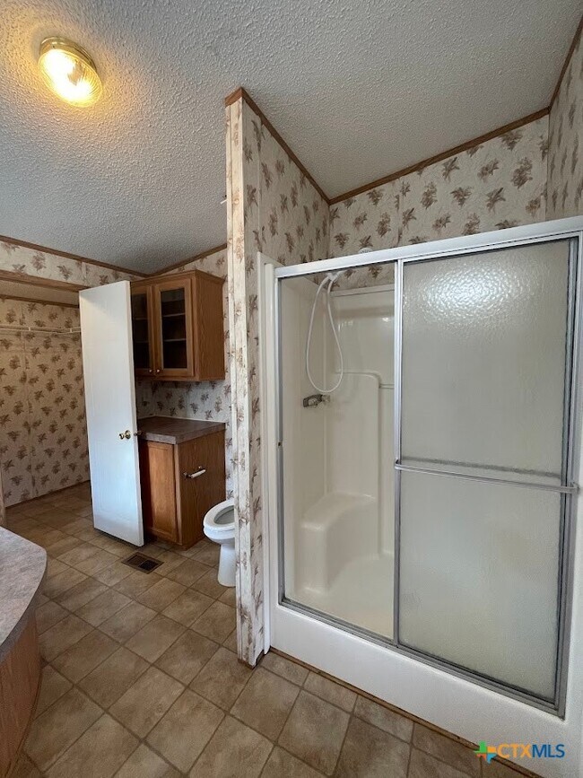 Building Photo - 1201 Island View Dr