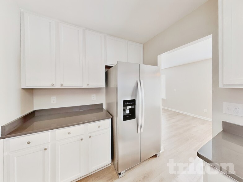 Building Photo - 5820 Bryanstone Pl