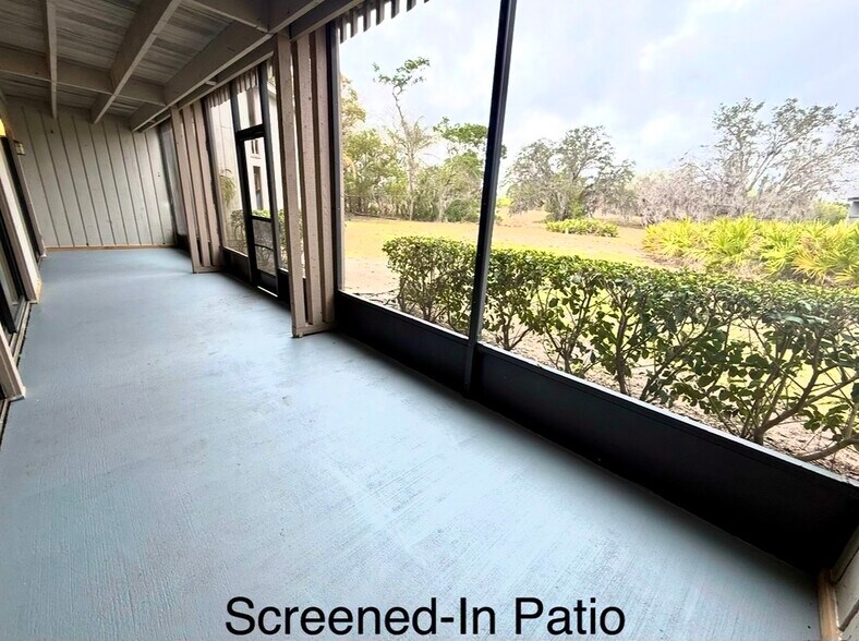 Screened-in Patio - 2252 Burnway Rd