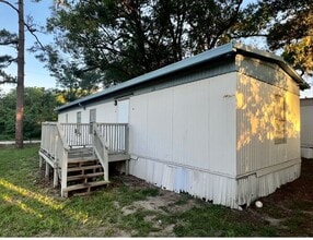 Building Photo - 1125 S Christiana Ave