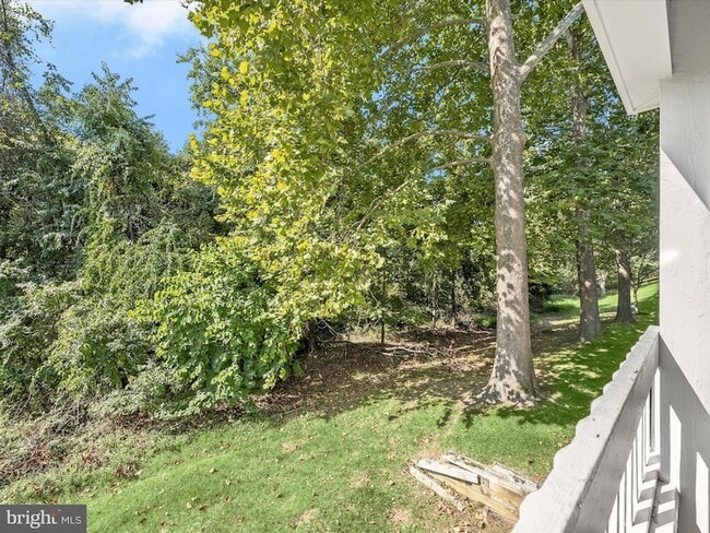 Building Photo - 8375 Montgomery Run Rd