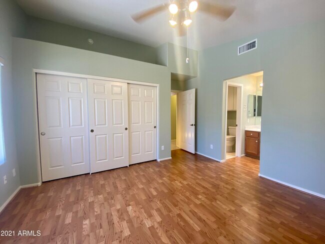Building Photo - 14562 W Moccasin Trail