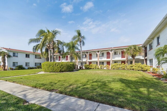 Building Photo - 4729 39th Ave N