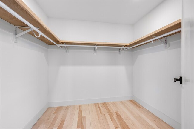 Building Photo - 317 Pearl St