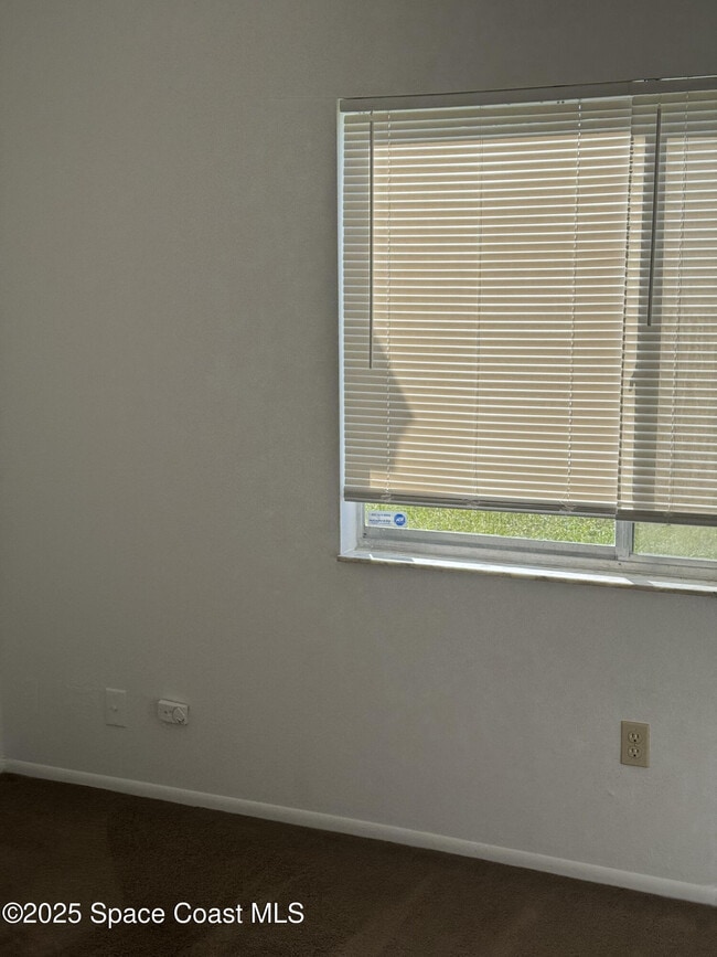 Building Photo - 1241 Cambo Ct NE