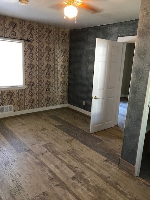 Main Bedroom - 709 9th Ave SW