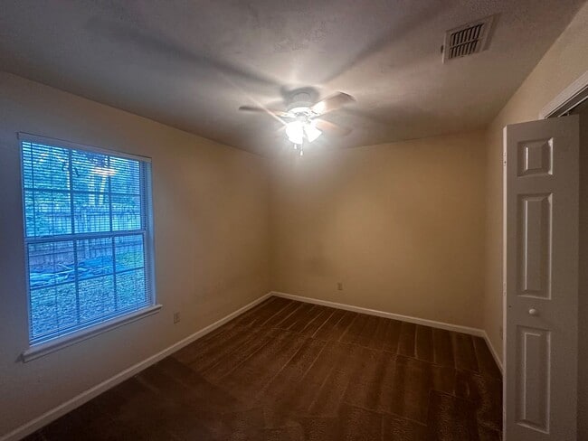 Building Photo - 7206 Jaffrey Ct
