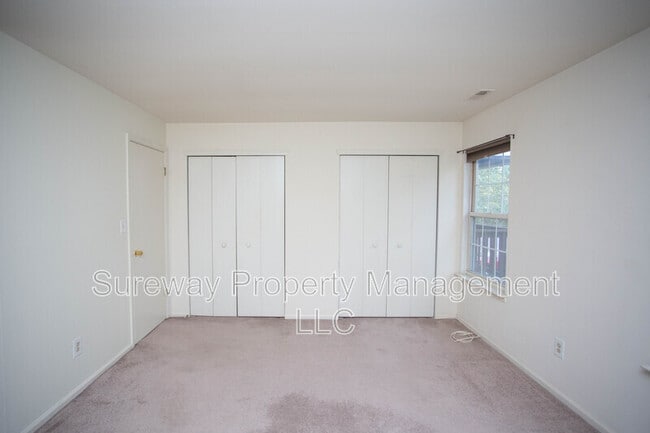 Building Photo - 115 Claire Ct