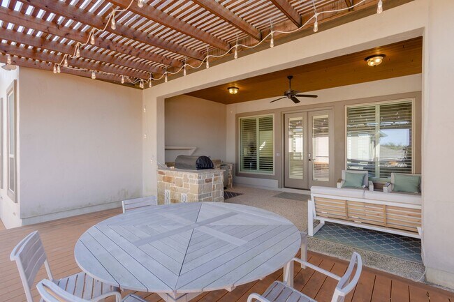 Building Photo - Home for Rent