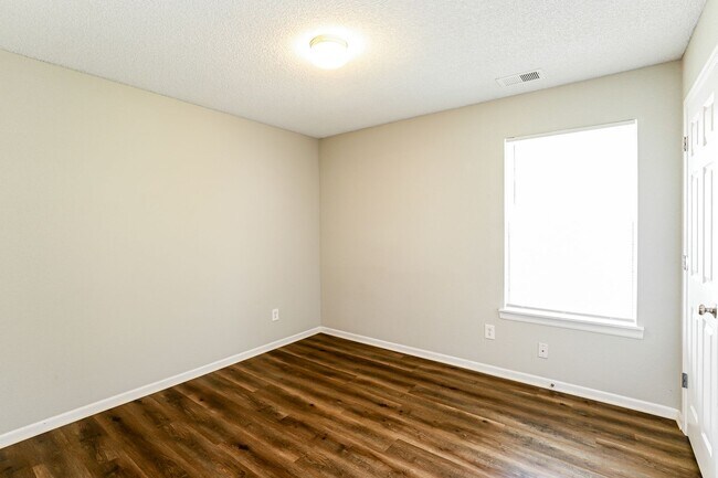 Building Photo - 3 BR/2BA | Newly Renovated Single Family Home | 1-Car Garage Parking | Great backyard!