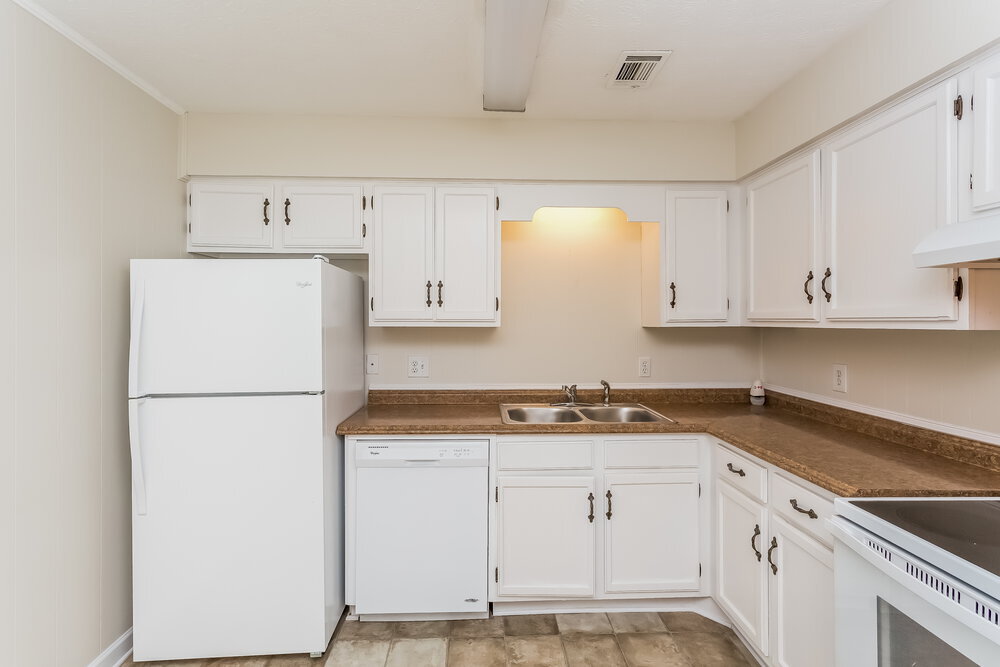 Building Photo - 5 Silverwood Dr