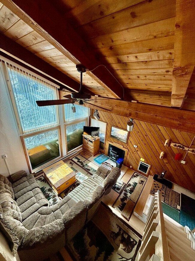 Building Photo - Fully Furnished 2BD/2BA Mountain Townhome | Cozy Pellet Stove | Parking Included